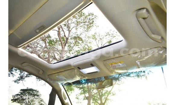 Buy Import Toyota Land Cruiser White Car in Import - Dubai in Hhohho Buy Import Toyota Land Cruiser White Car in Import - Dubai in Hhohho