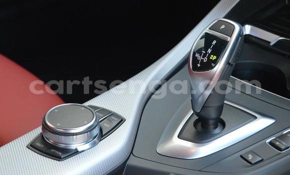 Nunua Ilio tumika BMW 2er Black Gari ndani ya Mbabane nchini Manzini Nunua Ilio tumika BMW 2er Black Gari ndani ya Mbabane nchini Manzini