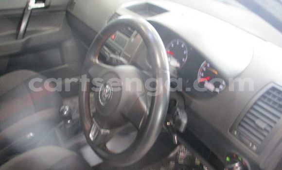 Nunua Ilio tumika Volkswagen Polo White Gari ndani ya Hlatikulu nchini Wilaya ya Shiselweni Nunua Ilio tumika Volkswagen Polo White Gari ndani ya Hlatikulu nchini Wilaya ya Shiselweni