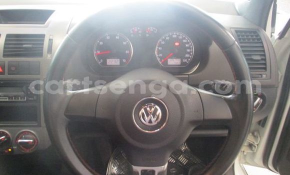 Nunua Ilio tumika Volkswagen Polo White Gari ndani ya Hlatikulu nchini Wilaya ya Shiselweni Nunua Ilio tumika Volkswagen Polo White Gari ndani ya Hlatikulu nchini Wilaya ya Shiselweni