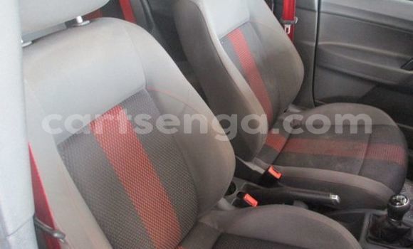 Nunua Ilio tumika Volkswagen Polo White Gari ndani ya Hlatikulu nchini Wilaya ya Shiselweni Nunua Ilio tumika Volkswagen Polo White Gari ndani ya Hlatikulu nchini Wilaya ya Shiselweni