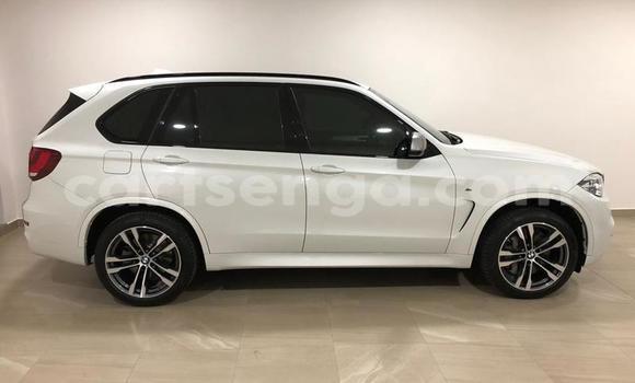 Nunua Ilio tumika BMW 2er White Gari ndani ya Mbabane nchini Manzini Nunua Ilio tumika BMW 2er White Gari ndani ya Mbabane nchini Manzini