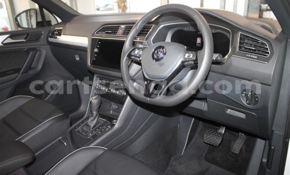 Acheter Occasion Voiture Volkswagen Golf Blanc à Ezulwini, Hhohho Acheter Occasion Voiture Volkswagen Golf Blanc à Ezulwini, Hhohho