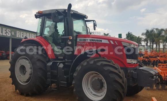Buy Used Caterpillar 120 Red Truck in Ezulwini in Hhohho Buy Used Caterpillar 120 Red Truck in Ezulwini in Hhohho