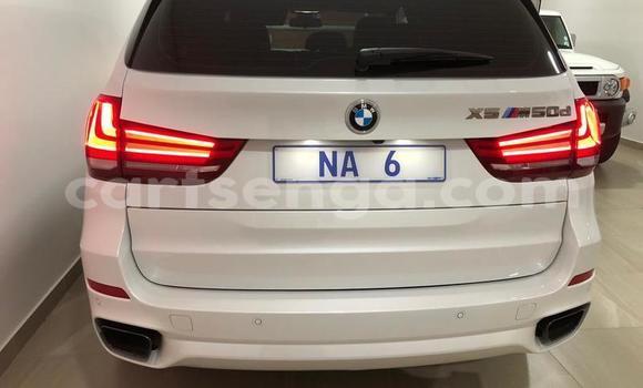 Nunua Ilio tumika BMW 2er White Gari ndani ya Mbabane nchini Manzini Nunua Ilio tumika BMW 2er White Gari ndani ya Mbabane nchini Manzini