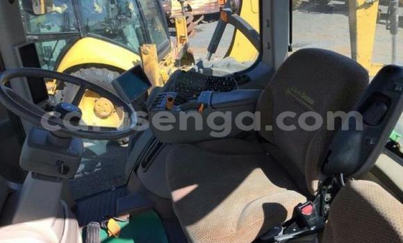 Buy Used Caterpillar 120 Green Truck in Ezulwini in Hhohho Buy Used Caterpillar 120 Green Truck in Ezulwini in Hhohho