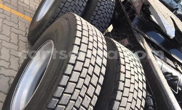 Buy Used Caterpillar 120 White Truck in Mbabane in Manzini Buy Used Caterpillar 120 White Truck in Mbabane in Manzini