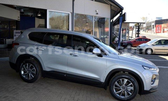 Acheter Occasion Voiture Hyundai Santa Fe Gris à Ezulwini, Hhohho Acheter Occasion Voiture Hyundai Santa Fe Gris à Ezulwini, Hhohho