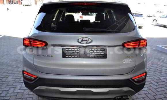 Acheter Occasion Voiture Hyundai Santa Fe Gris à Ezulwini, Hhohho Acheter Occasion Voiture Hyundai Santa Fe Gris à Ezulwini, Hhohho