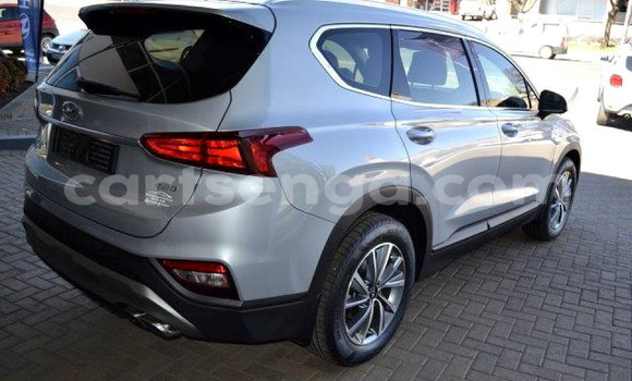 Acheter Occasion Voiture Hyundai Santa Fe Gris à Ezulwini, Hhohho Acheter Occasion Voiture Hyundai Santa Fe Gris à Ezulwini, Hhohho