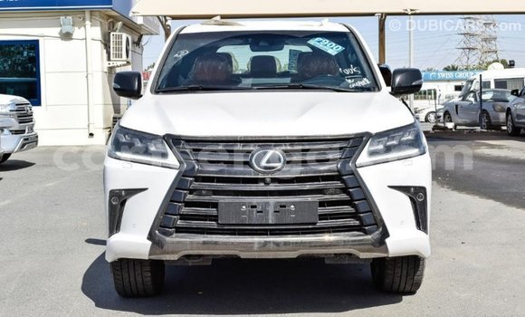 Nunua Imported Lexus LX White Gari ndani ya Import - Dubai nchini Hhohho Nunua Imported Lexus LX White Gari ndani ya Import - Dubai nchini Hhohho