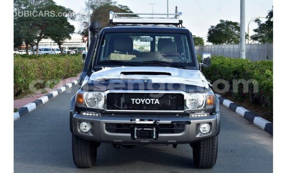 Buy Import Toyota Land Cruiser Other Car in Import - Dubai in Hhohho Buy Import Toyota Land Cruiser Other Car in Import - Dubai in Hhohho