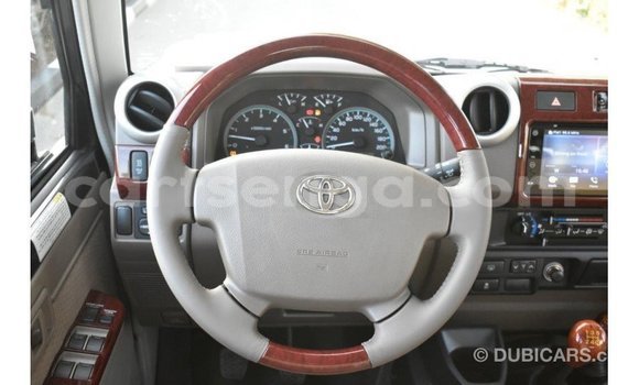 Buy Import Toyota Land Cruiser Other Car in Import - Dubai in Hhohho Buy Import Toyota Land Cruiser Other Car in Import - Dubai in Hhohho
