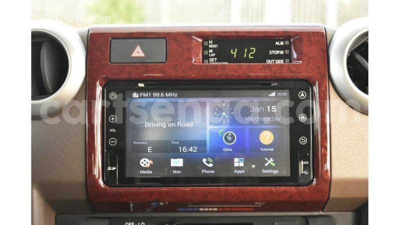 Big with watermark toyota land cruiser hhohho import dubai 16838