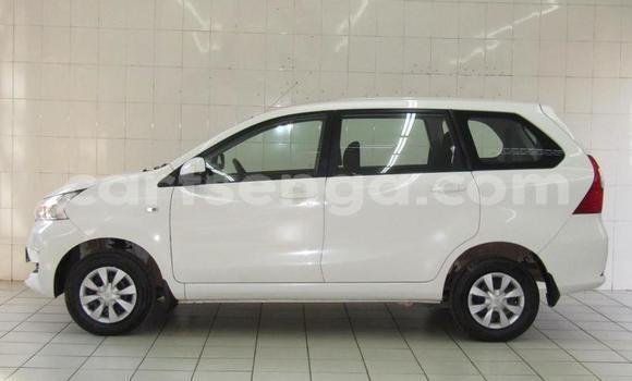 Nunua Ilio tumika Toyota Avanza White Gari ndani ya Mbabane nchini Manzini Nunua Ilio tumika Toyota Avanza White Gari ndani ya Mbabane nchini Manzini