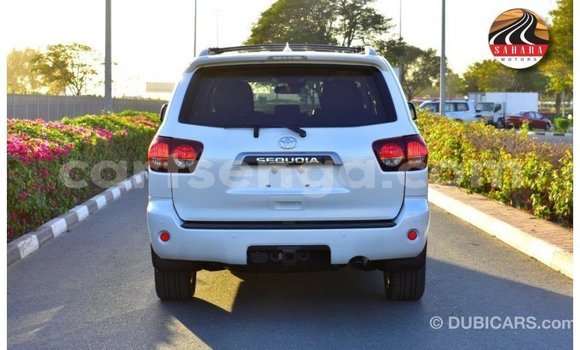 Buy Import Toyota Sequoia White Car in Import - Dubai in Hhohho Buy Import Toyota Sequoia White Car in Import - Dubai in Hhohho