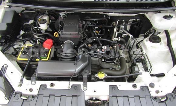 Nunua Ilio tumika Toyota Avanza White Gari ndani ya Mbabane nchini Manzini Nunua Ilio tumika Toyota Avanza White Gari ndani ya Mbabane nchini Manzini