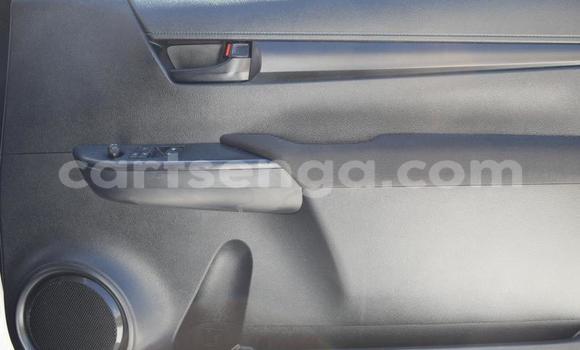 Acheter Occasion Voiture Toyota Hilux Blanc à Hlatikulu, Shiselweni District Acheter Occasion Voiture Toyota Hilux Blanc à Hlatikulu, Shiselweni District