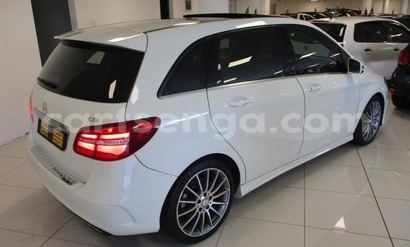 Nunua Ilio tumika Mercedes‒Benz B-klasse White Gari ndani ya Manzini nchini Manzini Nunua Ilio tumika Mercedes‒Benz B-klasse White Gari ndani ya Manzini nchini Manzini