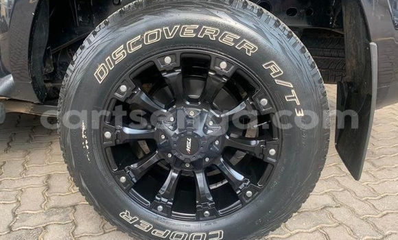 Nunua Ilio tumika Nissan Navara Black Gari ndani ya Hlatikulu nchini Wilaya ya Shiselweni Nunua Ilio tumika Nissan Navara Black Gari ndani ya Hlatikulu nchini Wilaya ya Shiselweni