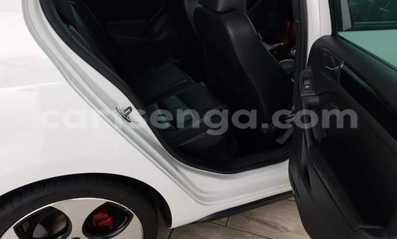 Nunua Ilio tumika Volkswagen Golf GTI White Gari ndani ya Mbabane nchini Manzini Nunua Ilio tumika Volkswagen Golf GTI White Gari ndani ya Mbabane nchini Manzini