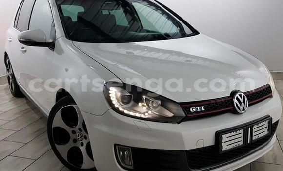 Nunua Ilio tumika Volkswagen Golf GTI White Gari ndani ya Mbabane nchini Manzini Nunua Ilio tumika Volkswagen Golf GTI White Gari ndani ya Mbabane nchini Manzini