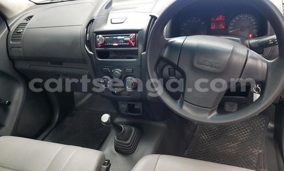 Acheter Occasion Voiture Isuzu KB Blanc à Mbabane, Manzini Acheter Occasion Voiture Isuzu KB Blanc à Mbabane, Manzini