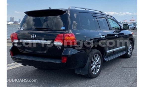 Nunua Imported Toyota Land Cruiser Black Gari ndani ya Import - Dubai nchini Hhohho Nunua Imported Toyota Land Cruiser Black Gari ndani ya Import - Dubai nchini Hhohho