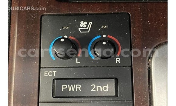 Nunua Imported Toyota Land Cruiser Black Gari ndani ya Import - Dubai nchini Hhohho Nunua Imported Toyota Land Cruiser Black Gari ndani ya Import - Dubai nchini Hhohho