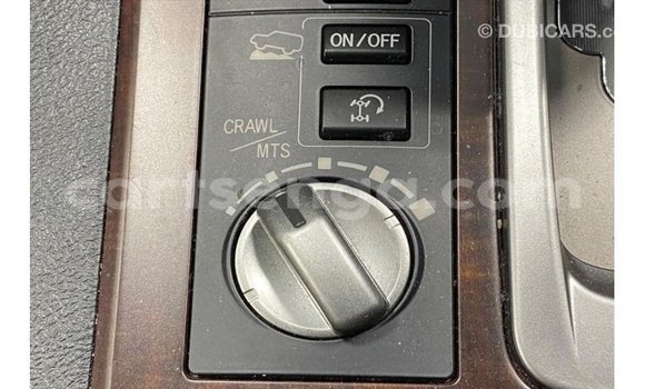 Nunua Imported Toyota Land Cruiser Black Gari ndani ya Import - Dubai nchini Hhohho Nunua Imported Toyota Land Cruiser Black Gari ndani ya Import - Dubai nchini Hhohho