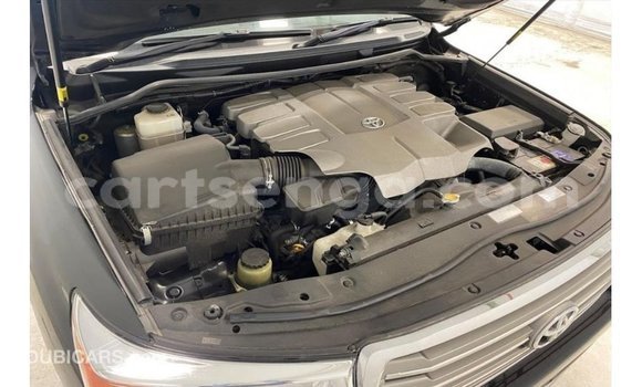 Nunua Imported Toyota Land Cruiser Black Gari ndani ya Import - Dubai nchini Hhohho Nunua Imported Toyota Land Cruiser Black Gari ndani ya Import - Dubai nchini Hhohho