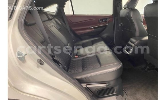 Acheter Import Voiture Toyota Harrier Blanc à Import - Dubai, Hhohho Acheter Import Voiture Toyota Harrier Blanc à Import - Dubai, Hhohho