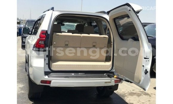 Nunua Imported Toyota Prado White Gari ndani ya Import - Dubai nchini Hhohho Nunua Imported Toyota Prado White Gari ndani ya Import - Dubai nchini Hhohho
