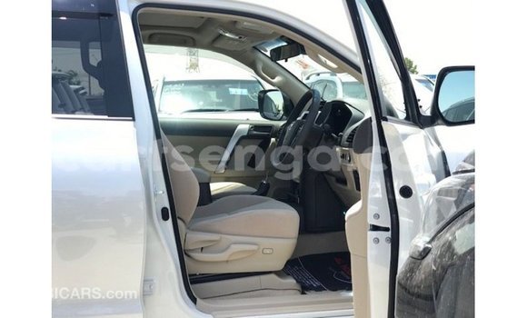Nunua Imported Toyota Prado White Gari ndani ya Import - Dubai nchini Hhohho Nunua Imported Toyota Prado White Gari ndani ya Import - Dubai nchini Hhohho