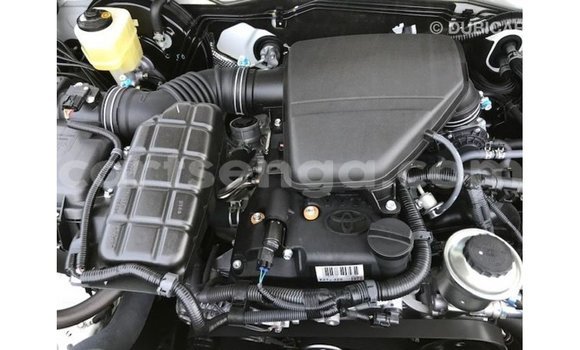 Nunua Imported Toyota Prado White Gari ndani ya Import - Dubai nchini Hhohho Nunua Imported Toyota Prado White Gari ndani ya Import - Dubai nchini Hhohho