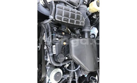 Acheter Import Voiture Toyota Prado Blanc à Import - Dubai, Hhohho Acheter Import Voiture Toyota Prado Blanc à Import - Dubai, Hhohho