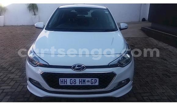 Nunua Ilio tumika Hyundai i20 White Gari ndani ya Mbabane nchini Manzini Nunua Ilio tumika Hyundai i20 White Gari ndani ya Mbabane nchini Manzini