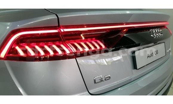 Nunua Ilio tumika Audi Q8 Silver Gari ndani ya Big Bend nchini Wilaya ya Lubombo Nunua Ilio tumika Audi Q8 Silver Gari ndani ya Big Bend nchini Wilaya ya Lubombo