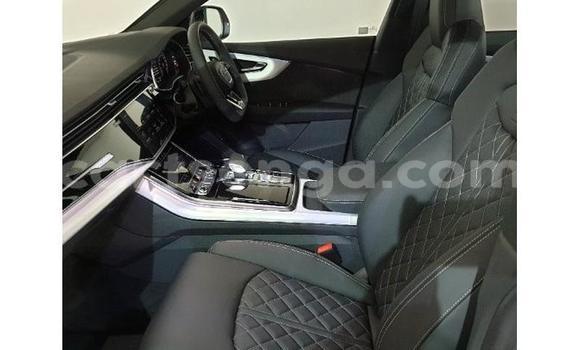 Nunua Ilio tumika Audi Q8 Silver Gari ndani ya Big Bend nchini Wilaya ya Lubombo Nunua Ilio tumika Audi Q8 Silver Gari ndani ya Big Bend nchini Wilaya ya Lubombo