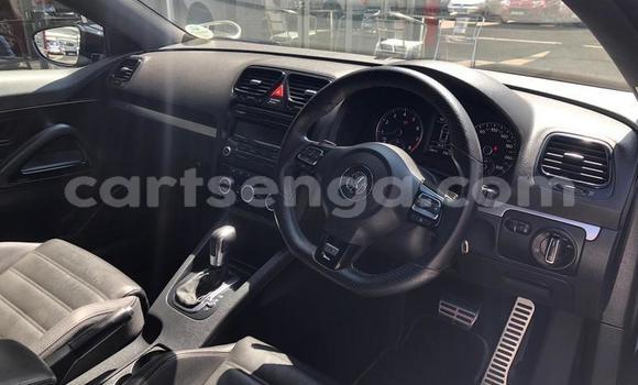 Nunua Ilio tumika Volkswagen Scirocco R White Gari ndani ya Mbabane nchini Manzini Nunua Ilio tumika Volkswagen Scirocco R White Gari ndani ya Mbabane nchini Manzini