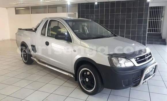 Nunua Ilio tumika Opel Corsa Silver Gari ndani ya Hlatikulu nchini Wilaya ya Shiselweni Nunua Ilio tumika Opel Corsa Silver Gari ndani ya Hlatikulu nchini Wilaya ya Shiselweni