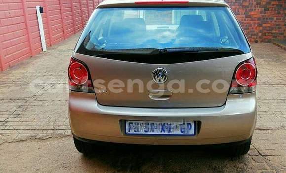 Nunua Ilio tumika Volkswagen Polo Beige Gari ndani ya Big Bend nchini Wilaya ya Lubombo Nunua Ilio tumika Volkswagen Polo Beige Gari ndani ya Big Bend nchini Wilaya ya Lubombo