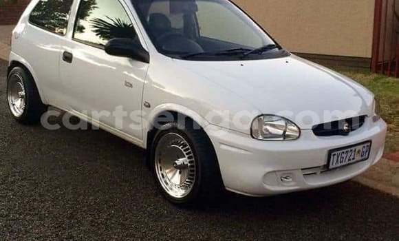 Nunua Ilio tumika Opel Corsa White Gari ndani ya Ezulwini nchini Hhohho Nunua Ilio tumika Opel Corsa White Gari ndani ya Ezulwini nchini Hhohho