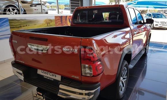 Acheter Occasion Voiture Toyota Hilux Beige à Big Bend, Lubombo District Acheter Occasion Voiture Toyota Hilux Beige à Big Bend, Lubombo District