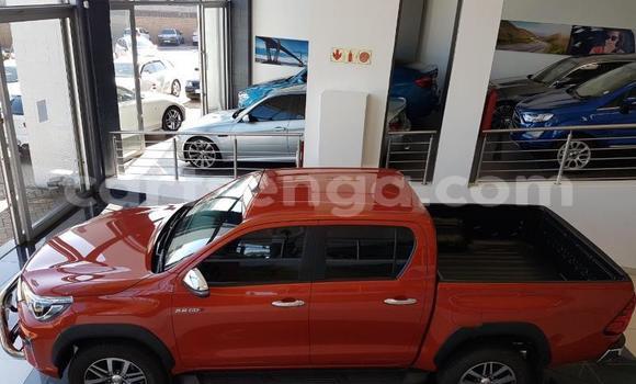 Acheter Occasion Voiture Toyota Hilux Beige à Big Bend, Lubombo District Acheter Occasion Voiture Toyota Hilux Beige à Big Bend, Lubombo District