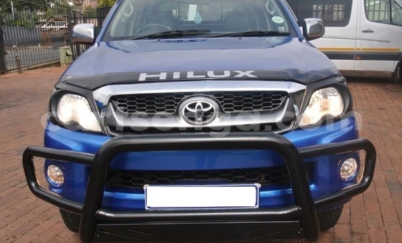 Nunua Ilio tumika Toyota Hilux Blue Gari ndani ya Ezulwini nchini Hhohho Nunua Ilio tumika Toyota Hilux Blue Gari ndani ya Ezulwini nchini Hhohho