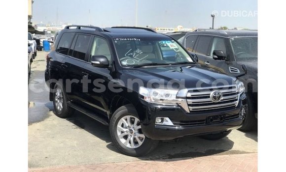 Buy Import Toyota Land Cruiser Black Car in Import - Dubai in Hhohho Buy Import Toyota Land Cruiser Black Car in Import - Dubai in Hhohho