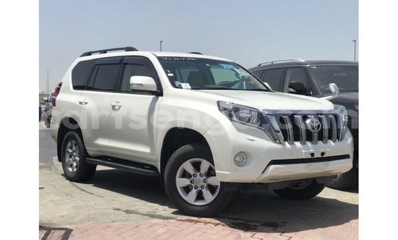 Buy Import Toyota Prado White Car in Import - Dubai in Hhohho Buy Import Toyota Prado White Car in Import - Dubai in Hhohho
