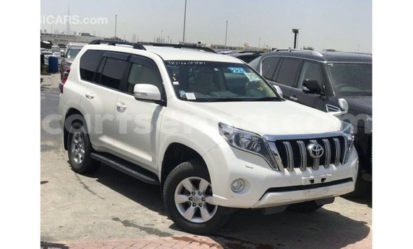 Buy Import Toyota Prado White Car in Import - Dubai in Hhohho Buy Import Toyota Prado White Car in Import - Dubai in Hhohho