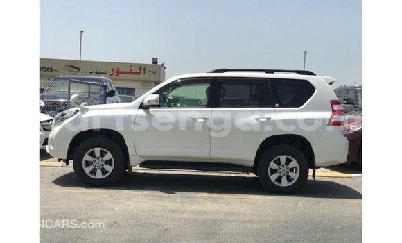 Buy Import Toyota Prado White Car in Import - Dubai in Hhohho Buy Import Toyota Prado White Car in Import - Dubai in Hhohho